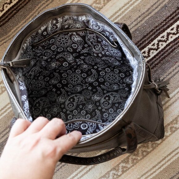 American West Bandana Tote Bronze Tooled Leather Tassels Studded Western - Picture 10 of 11